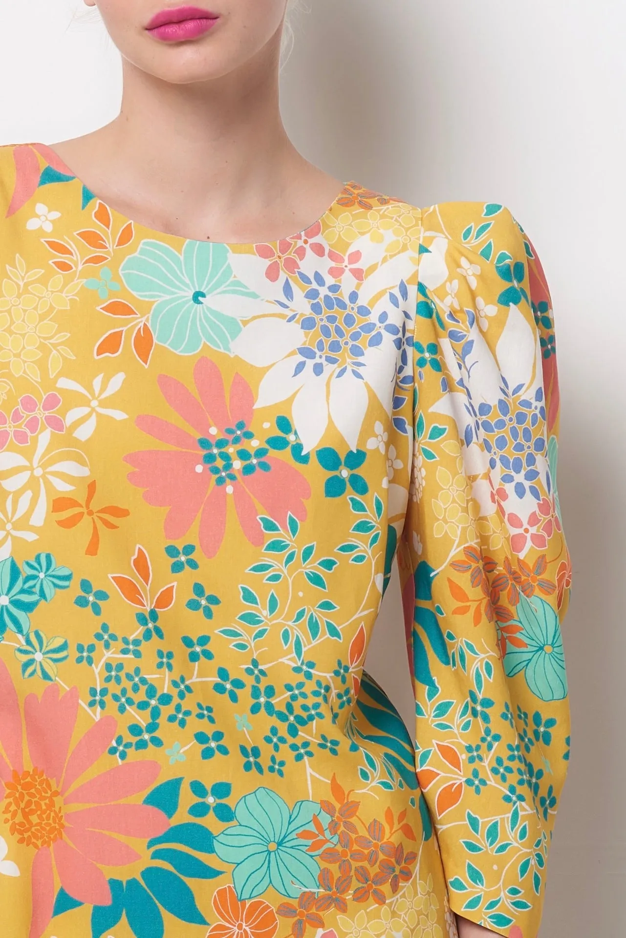 DOLLY Puff Sleeve Shift Dress - Flower Power
