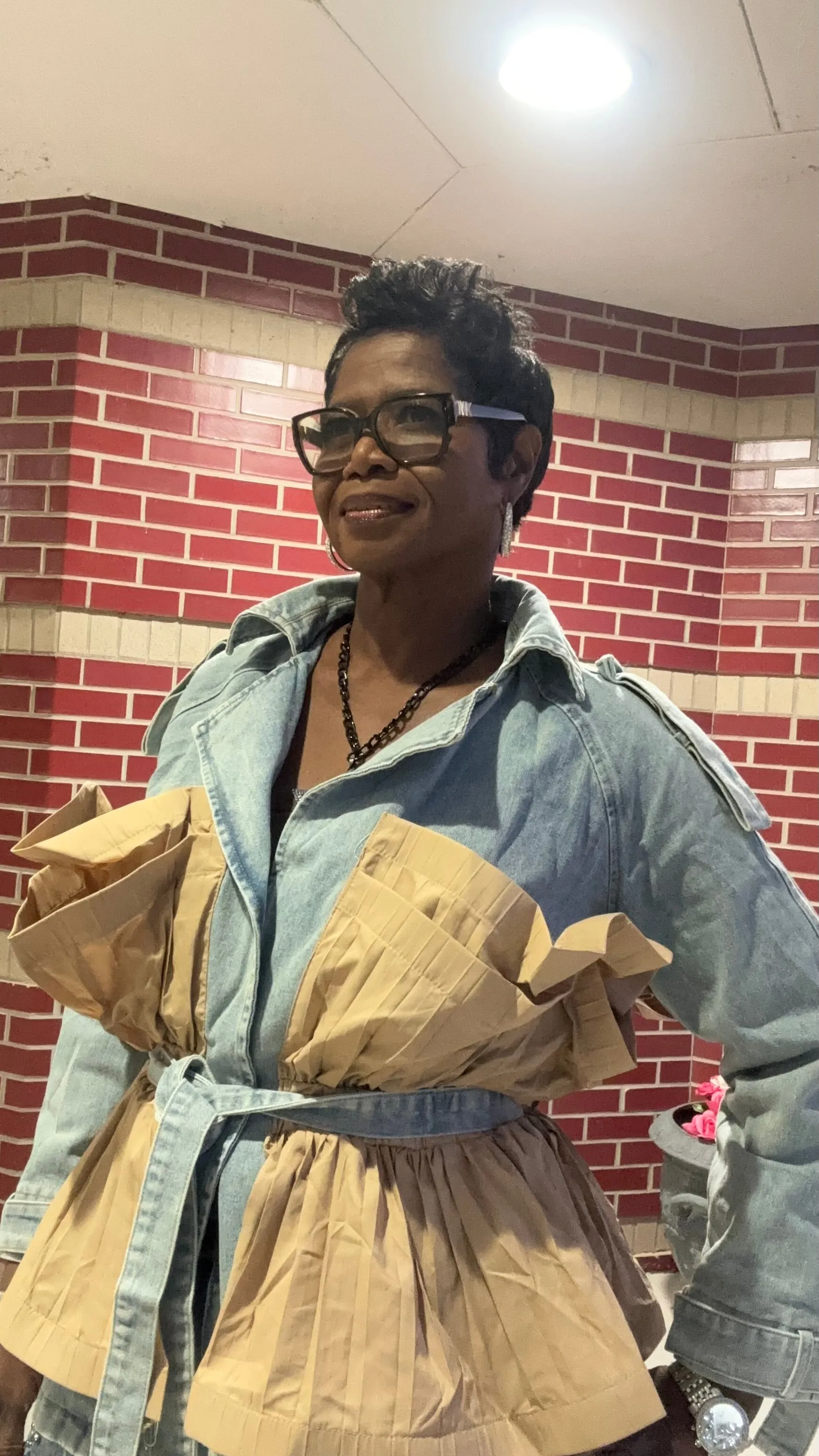 Portia played in denim